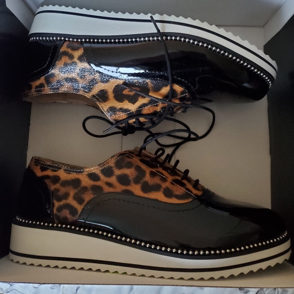 NWT Torrid Animal Print Faux Leather Oxford Shoes Size 9.5 WW - Picture 6 of 7